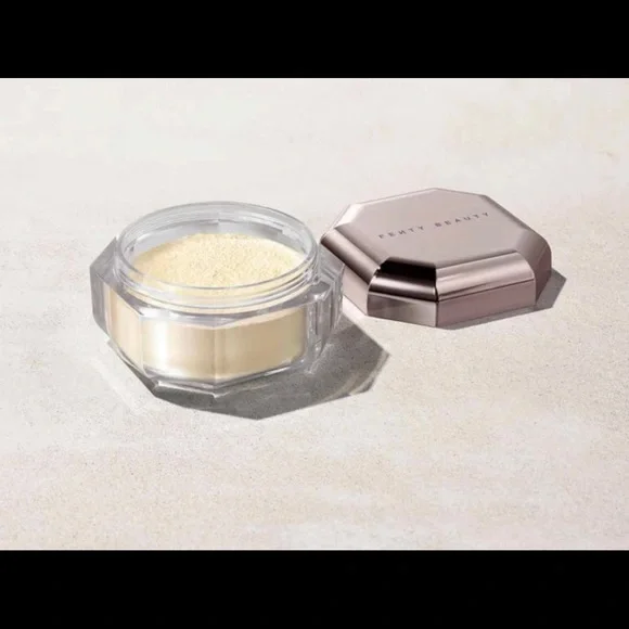Fenty Butter PRO FILT'R INSTANT RETOUCH SETTING POWDER - Picture 1 of 7